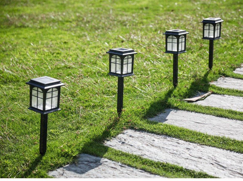 European-style solar lawn garden lights for outdoor decoration, waterproof, suitable for villas and residential areas, floor-standing landscape LED lights